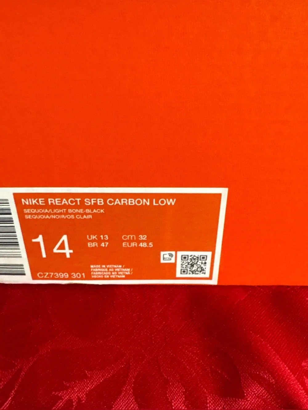 BNIB Nike React SFB Carbon Low
